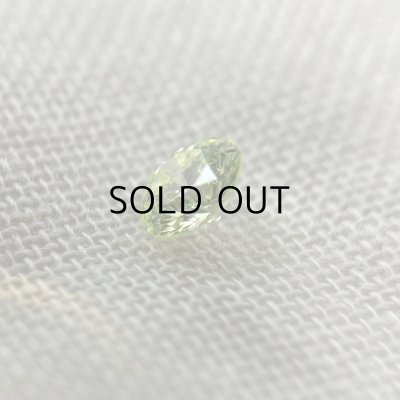 画像2: 裸石 0.241ct Fancy Light Yellow Green SI-2 中央宝石研究所ソーティング付