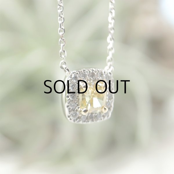 画像2: The Neckless  Fancy Intense Yellow/SI-1/ 0. 289ct  CGLソーティング付 (2)