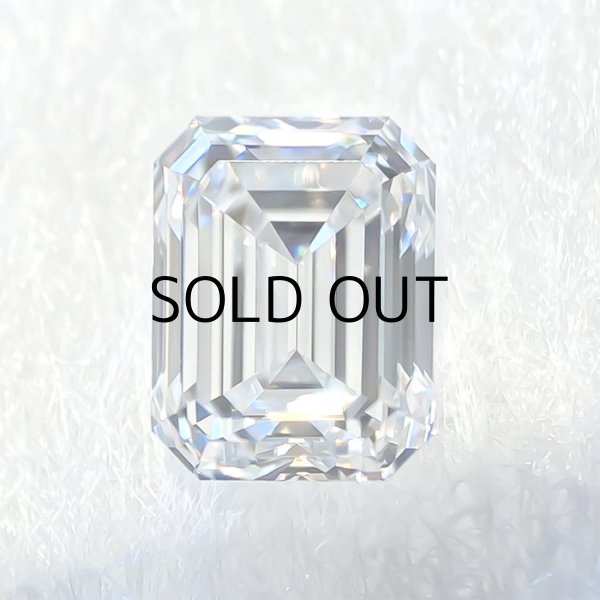 画像1: 裸石　0.304ct G FLAWLESS エメラルドカット (GIA鑑定書付) (1)